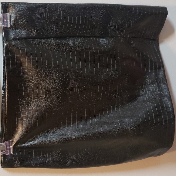 Olive + Oak Two Piece Black Alligator Skin Print Skirt and Crop Top Set, Small - Picture 7 of 8